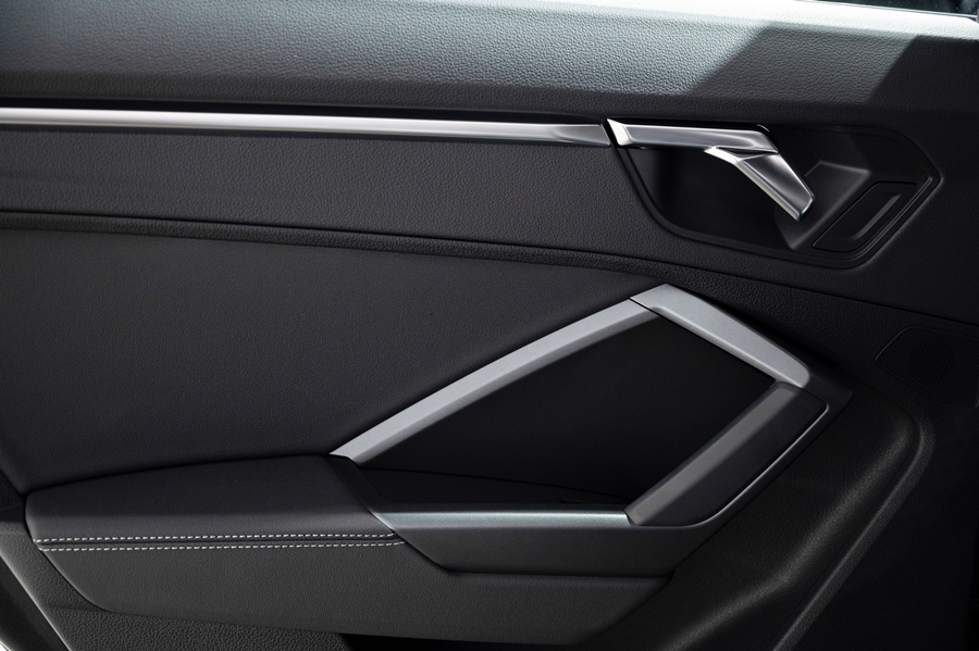 Audi Q3 40 TFSI quattro S Line Black Edition อาวดี้ คิว3 ปี 2021 : ภาพที่ 13
