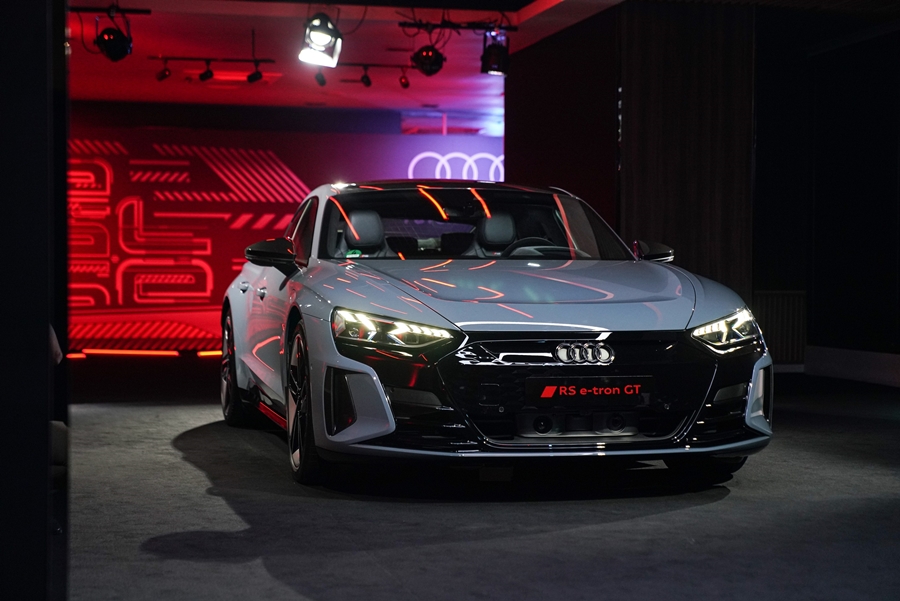 Audi e-tron GT quattro Performance อาวดี้ ปี 2021 : ภาพที่ 1