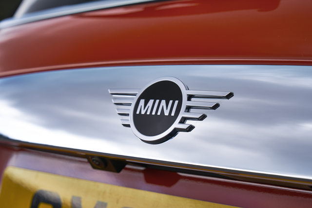 Mini Hatch 3 Door Cooper มินิ แฮทช์ 3 ประตู ปี 2021 : ภาพที่ 5