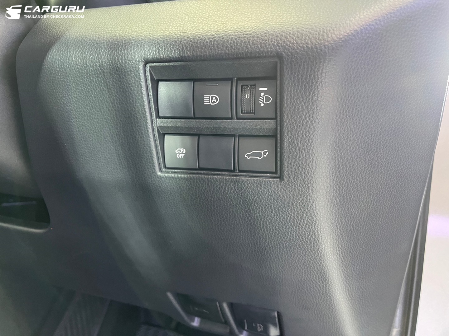 Toyota Innova Zenix 2.0 HEV Smart โตโยต้า อินโนว่า ปี 2023 : ภาพที่ 5