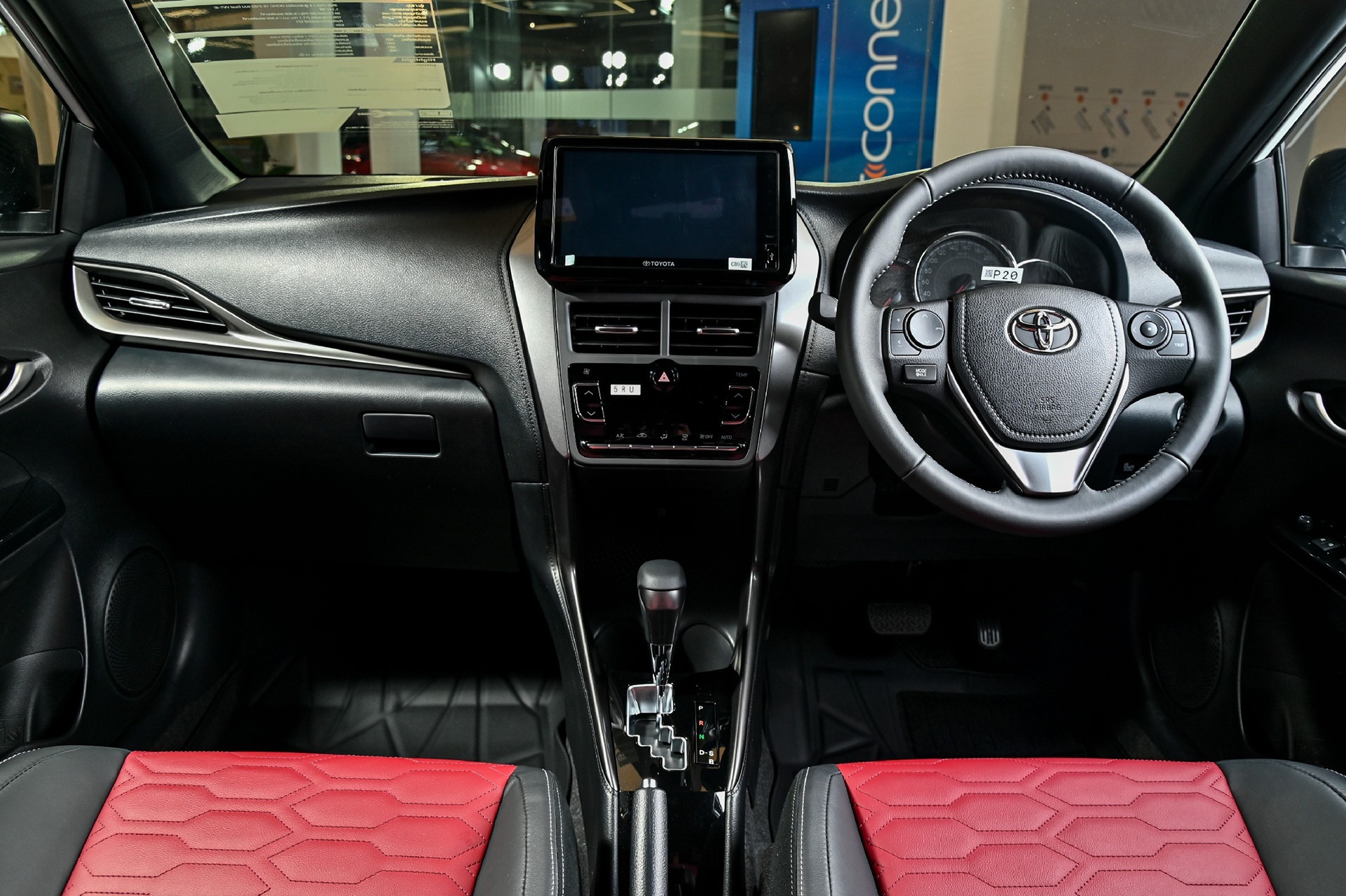 Toyota Yaris Premium S โตโยต้า ยาริส ปี 2023 : ภาพที่ 3