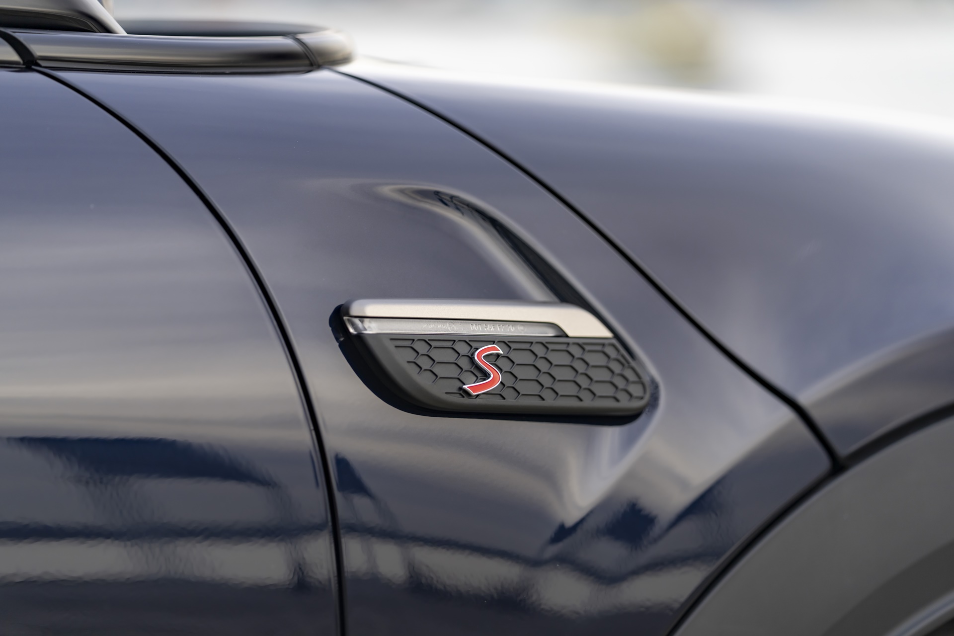 Mini Hatch 3 Door Cooper S Resolute Edition มินิ แฮทช์ 3 ประตู ปี 2023 : ภาพที่ 4