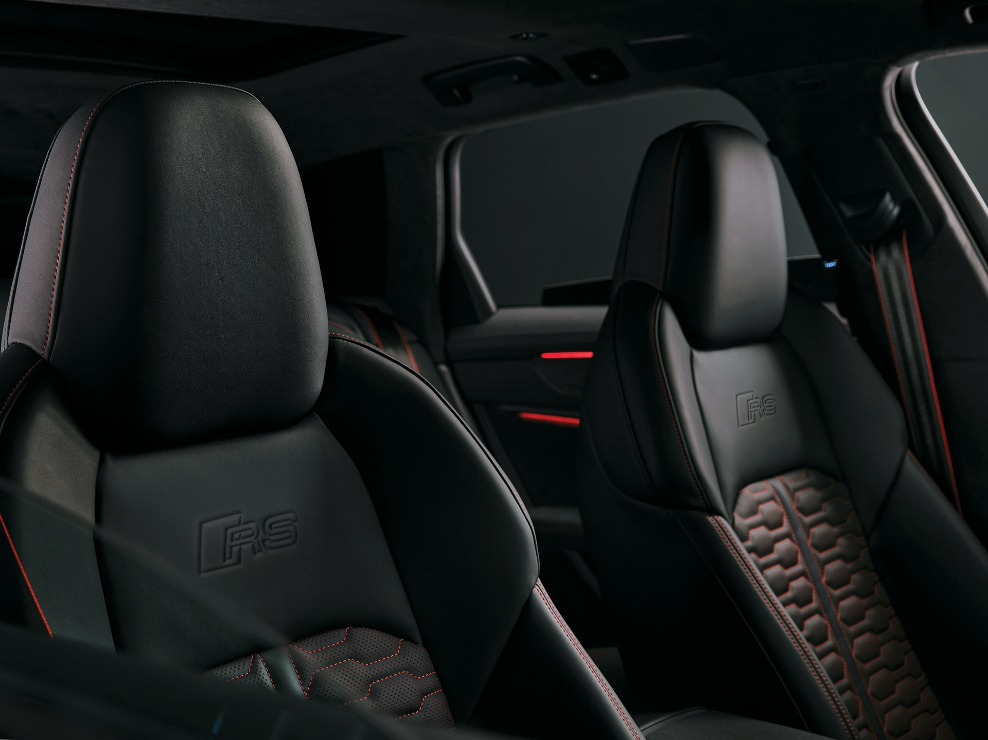 Audi RS RS 6 Avant Performance อาวดี้ ปี 2023 : ภาพที่ 8
