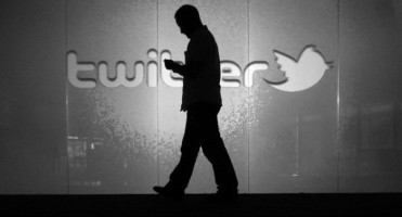 Twitter อาจเลิกจ้างพนักงานมากถึง 300 ตำแหน่ง