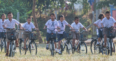 มิตซูบิชิ มอบจักรยาน 100 คันในโครงการ "ร้อยฝัน ปั่นจักรยาน ไปเรียน" ที่ จ.พิษณุโลก