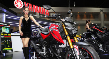 Yamaha จัดเต็ม เปิดบูธเอาใจไบค์เกอร์ และเปิดตัว M-SLAZ ครั้งแรกในโลก! ใน Motor Expo 2015