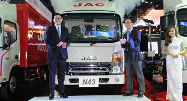 JAC รถบรรทุกขนาดเล็กในเครือตันจงอวดโฉม พร้อมราคาพิเศษใน Motor Expo 2016