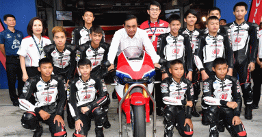 A.P.Honda เปิดพิทต้อนรับ นายกรัฐมนตรีเยี่ยมชมการเตรียมความพร้อมก่อนไทยเป็นเจ้าภาพจัด MotoGP