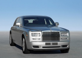 อันดับที่ 7:  Rolls-Royce Phantom Series II LWB Standard