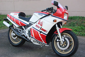 อันดับที่ 5: Yamaha RZV500R