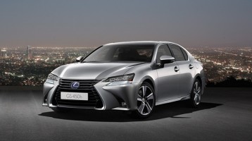 อันดับที่ 4: Lexus GS450h