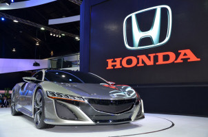 ฮอนด้า เปิดตัว โอดิสซีย์ ใหม่ และเผยโฉมรถต้นแบบ Honda NSX ในงาน Motor Expo 2013