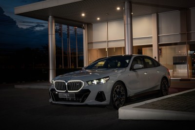 รายชื่อศูนย์-โชว์รูมบีเอ็มดับเบิลยู BMW i 5 eDrive40 M Sport ปี 2023