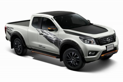 รายชื่อศูนย์-โชว์รูมนิสสัน Nissan Navara NP300 King Cab Calibra E 6 MT Black Edition ปี 2019