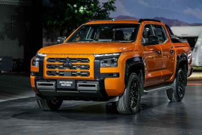 รายชื่อศูนย์-โชว์รูมมิตซูบิชิ Mitsubishi Triton Athlete 4WD AT ปี 2023