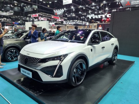 เปอโยต์ Peugeot 408 GT ปี 2023