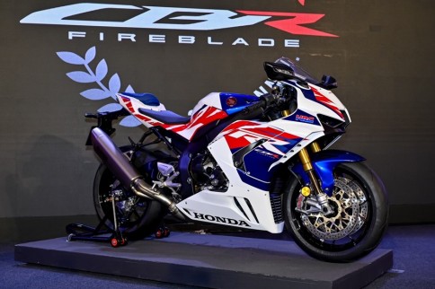 ฮอนด้า Honda CBR 1000RR-R SP 30th Anniversary ปี 2022