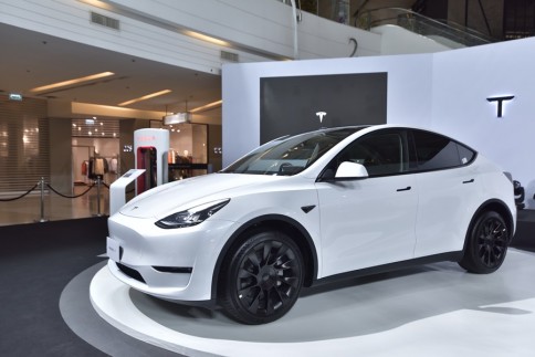 เทสลา Tesla-Model Y Long-Range AWD-ปี 2022