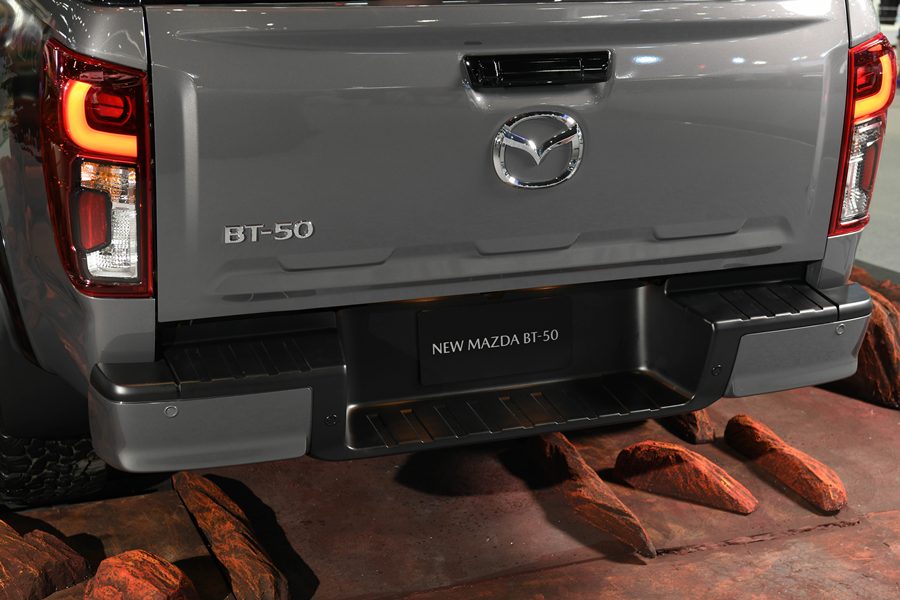 Mazda BT-50 DBL 3.0 XTR HI-RACER 6AT มาสด้า บีที-50 ปี 2024 : ภาพที่ 9