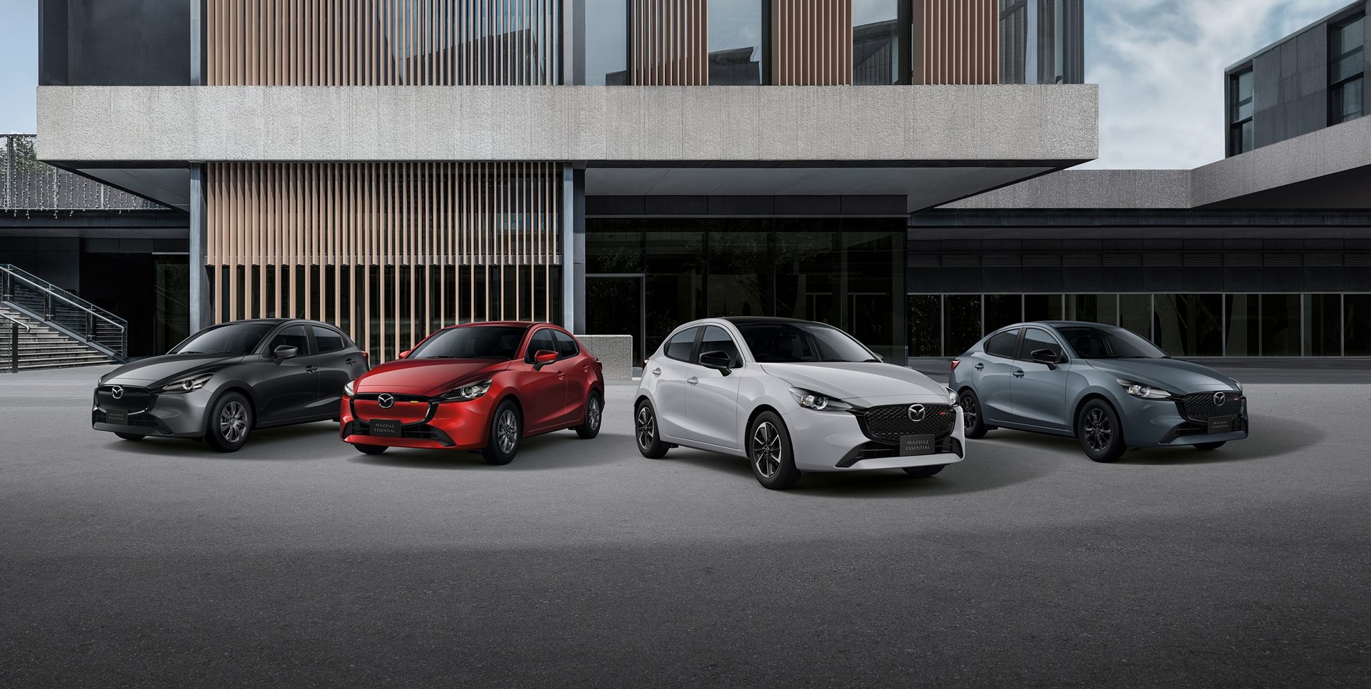 Mazda 2 Essential Sedan 1.3 Signature มาสด้า ปี 2025 : ภาพที่ 2