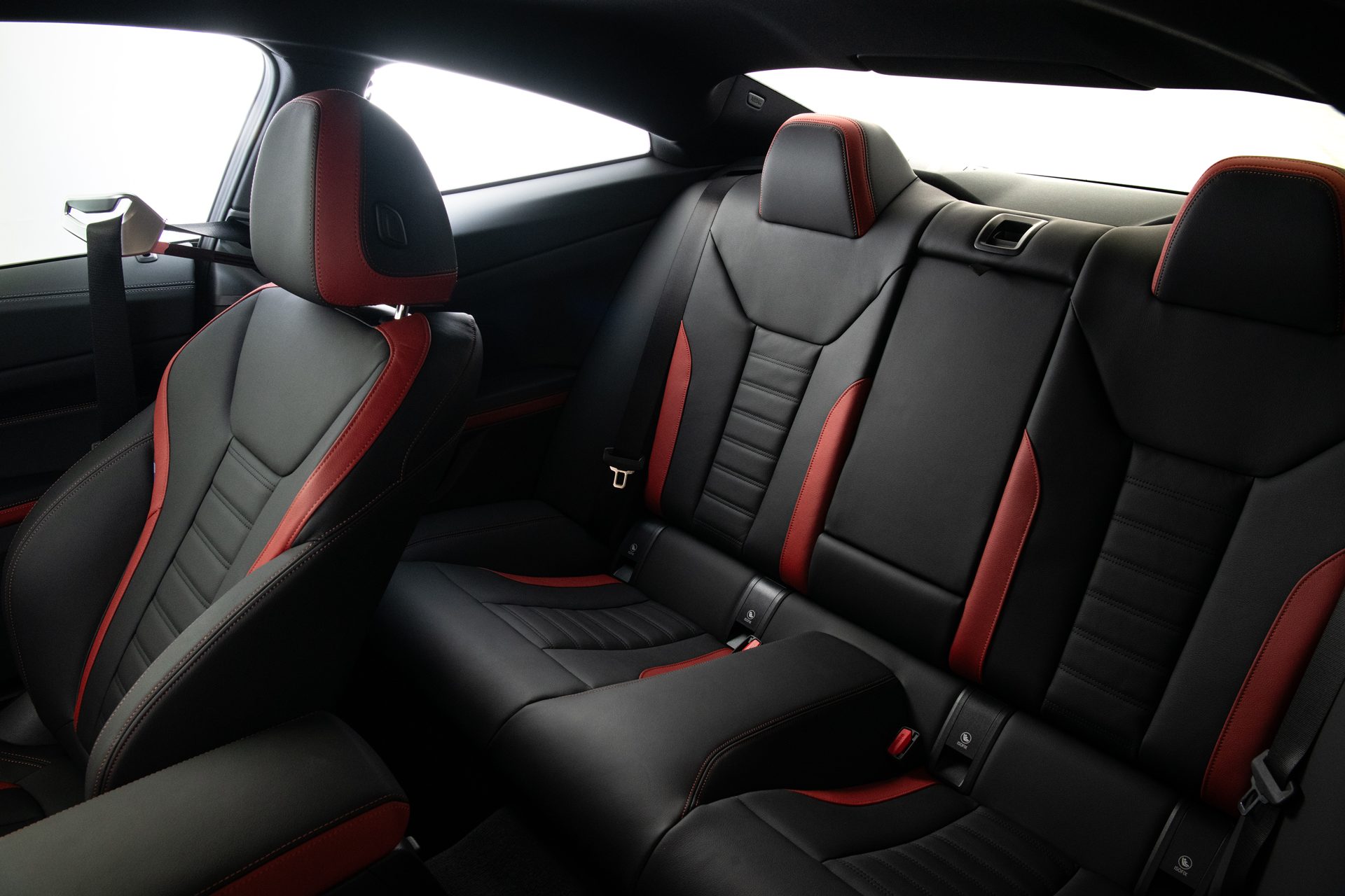 BMW Series 4 420i Coupe M Sport บีเอ็มดับเบิลยู ซีรีส์ 4 ปี 2025 : ภาพที่ 14