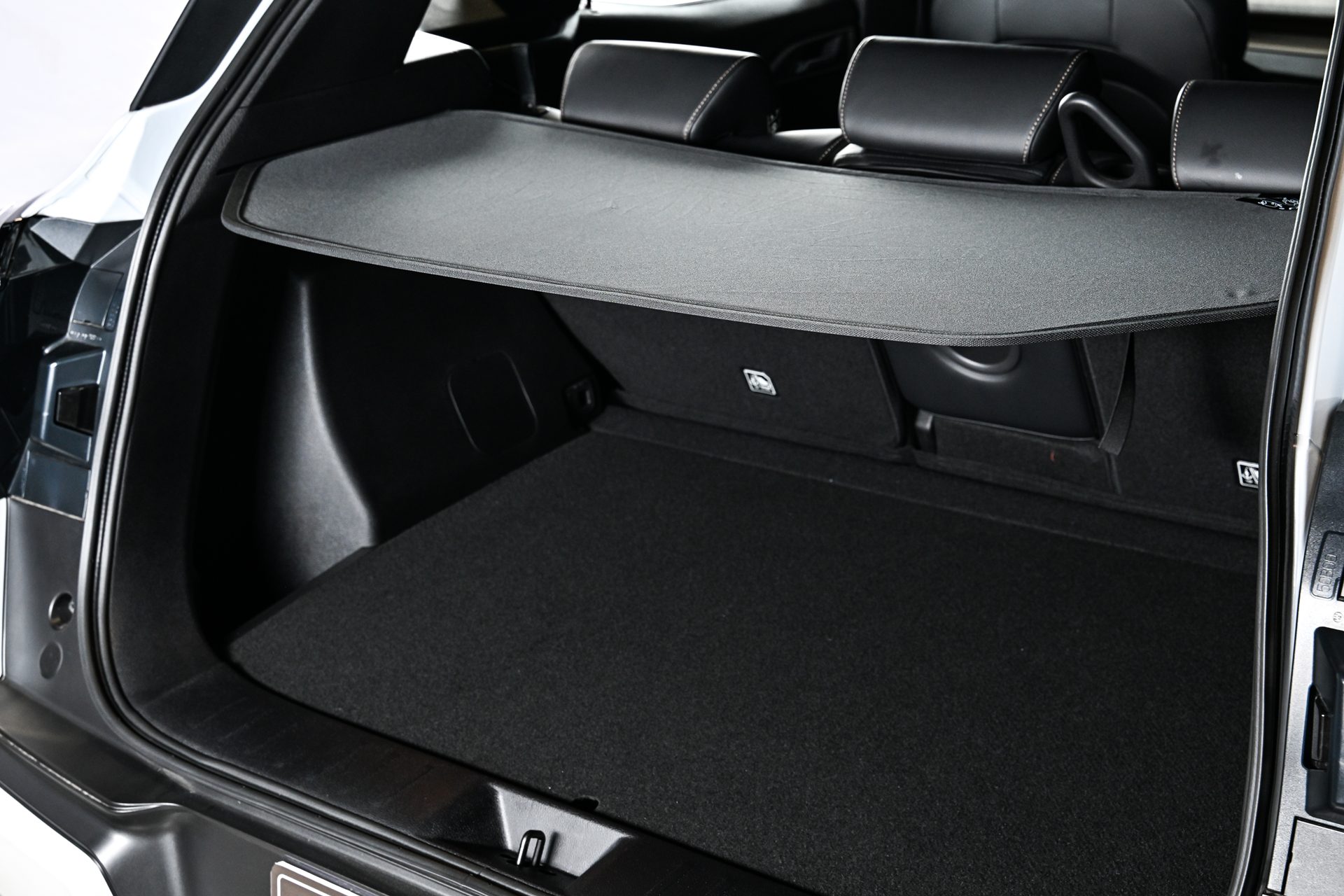 Mitsubishi Xforce HEV Ultimate มิตซูบิชิ ปี 2025 : ภาพที่ 8