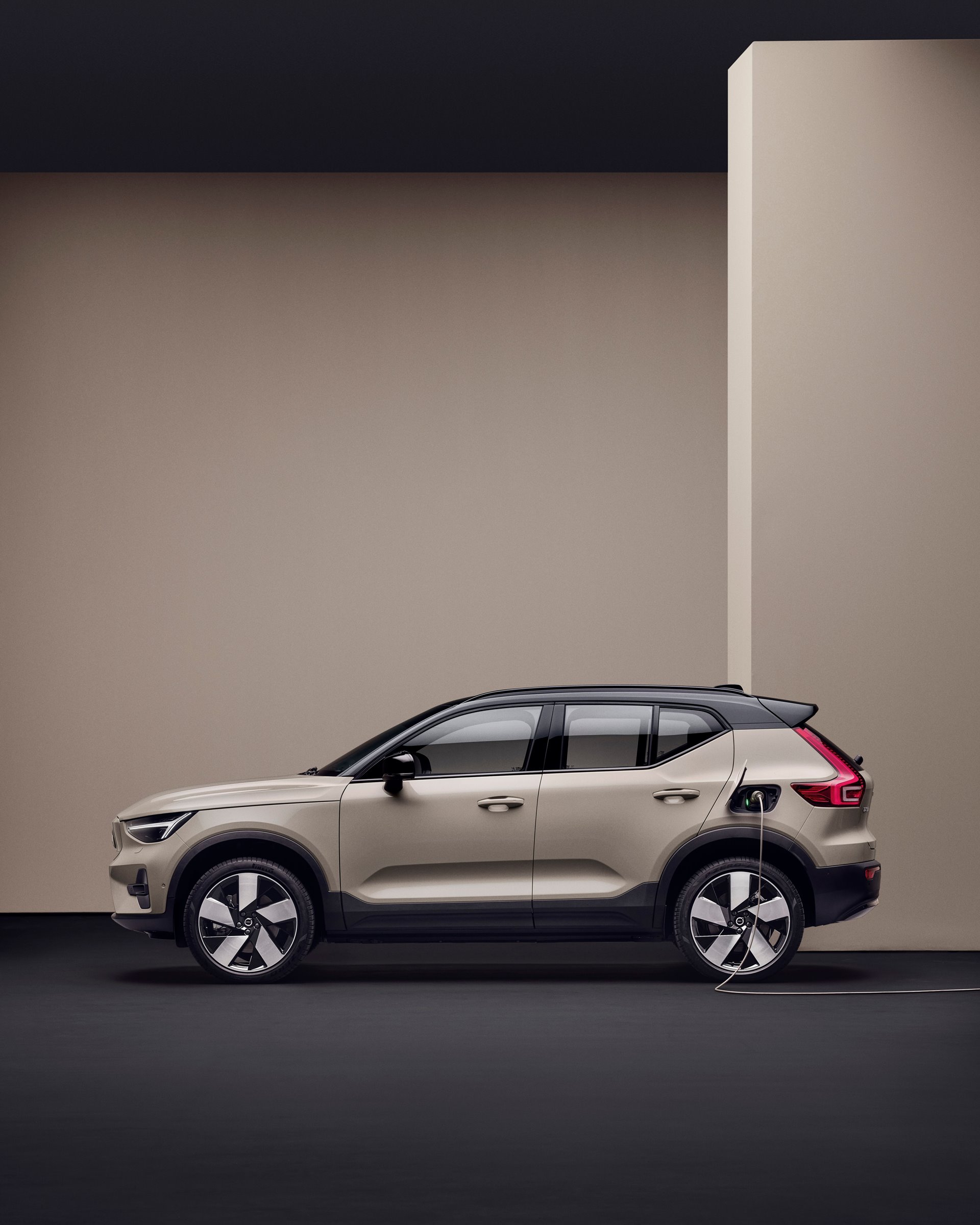 Volvo EX40 Ultra – Single Motor วอลโว่ ปี 2024 : ภาพที่ 4