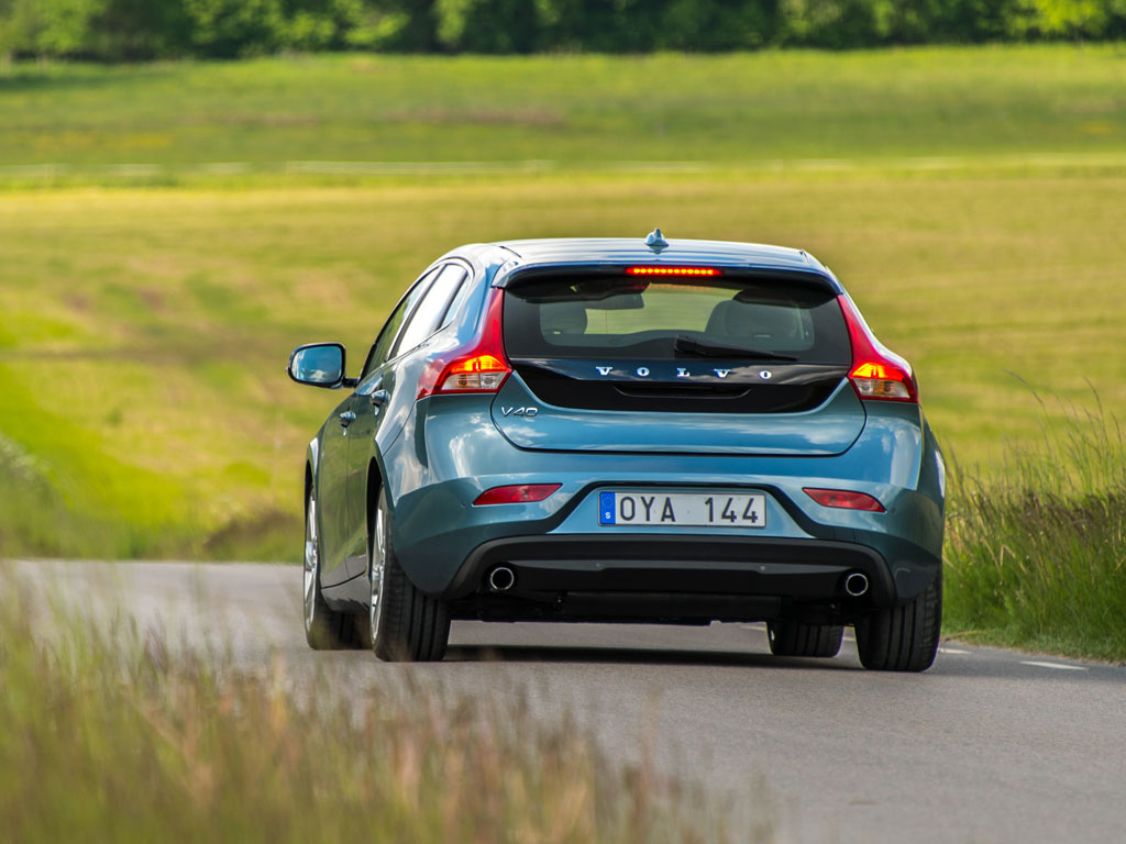 Volvo V40 T5 S วอลโว่ วี40 ปี 2013 : ภาพที่ 4