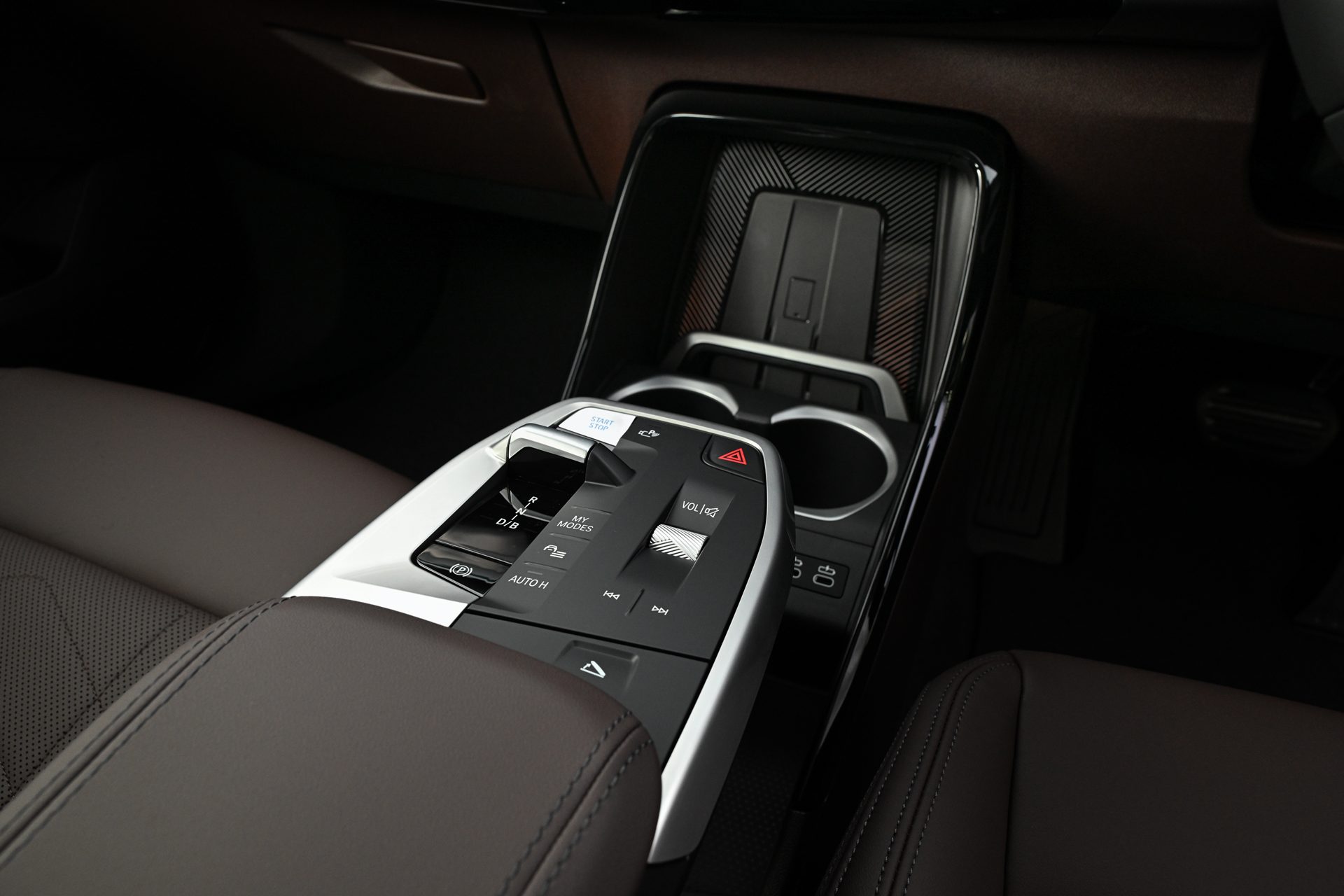 BMW i X1 eDrive20L M Sport บีเอ็มดับเบิลยู ปี 2025 : ภาพที่ 12