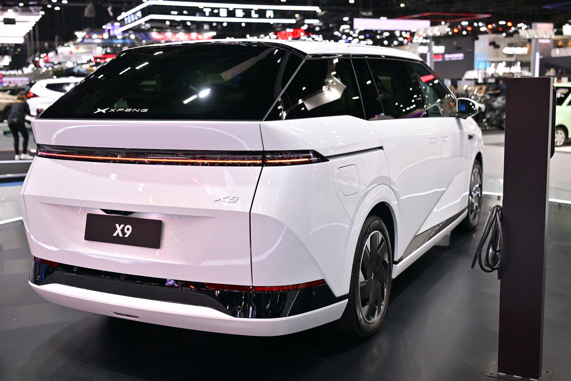 Xpeng X9 Luxury เอ็กซ์เผิง ปี 2024 : ภาพที่ 3