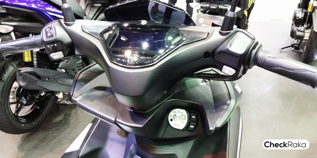 Yamaha Aerox 155 R Version MY18 ยามาฮ่า แอร็อกซ์ 155 ปี 2017 : ภาพที่ 6