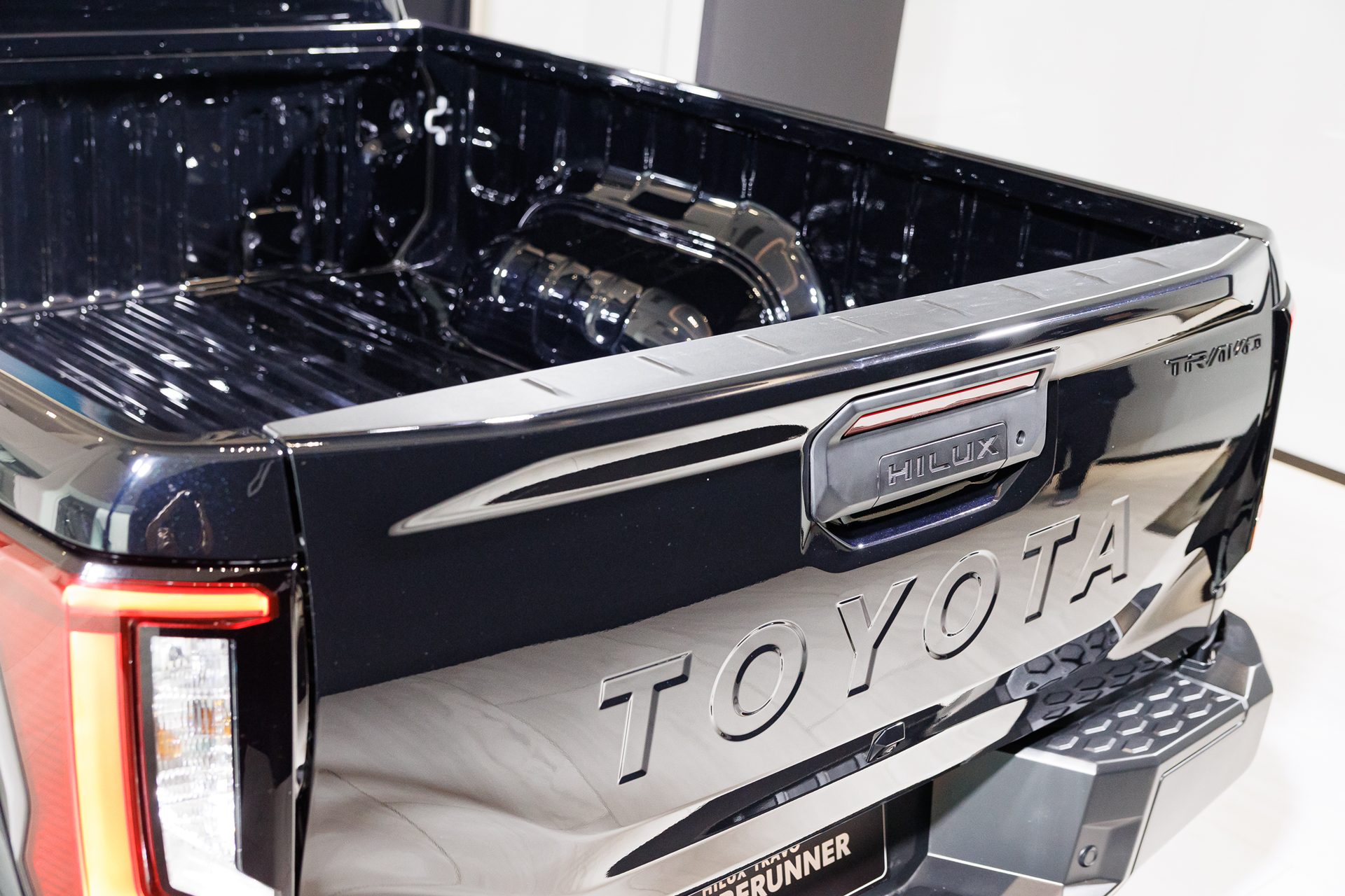 Toyota Hilux Travo Smart Cab Prerunner 2.8 Smart AT โตโยต้า ไฮลักซ์ ทราโว ปี 2025 : ภาพที่ 7