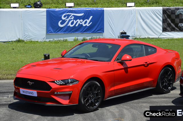 Ford Mustang 2.3L EcoBoost Coupe Performance Pack MY19 ฟอร์ด ปี 2019 : ภาพที่ 1