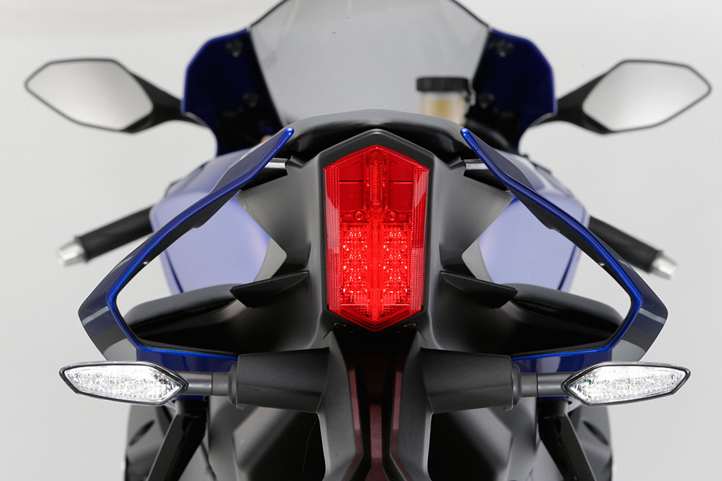 Yamaha YZF-R1 Standard ยามาฮ่า วายแซดเอฟ-อาร์1 ปี 2017 : ภาพที่ 12