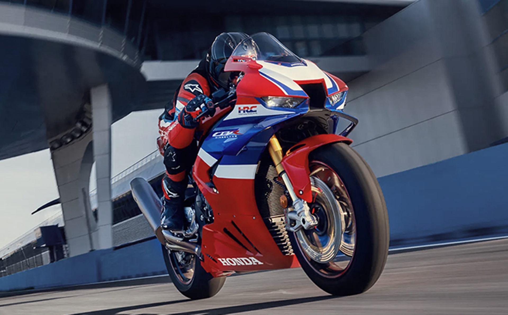 Honda CBR 1000RR-R Fireblade SP ฮอนด้า ซีบีอาร์ ปี 2024 : ภาพที่ 9