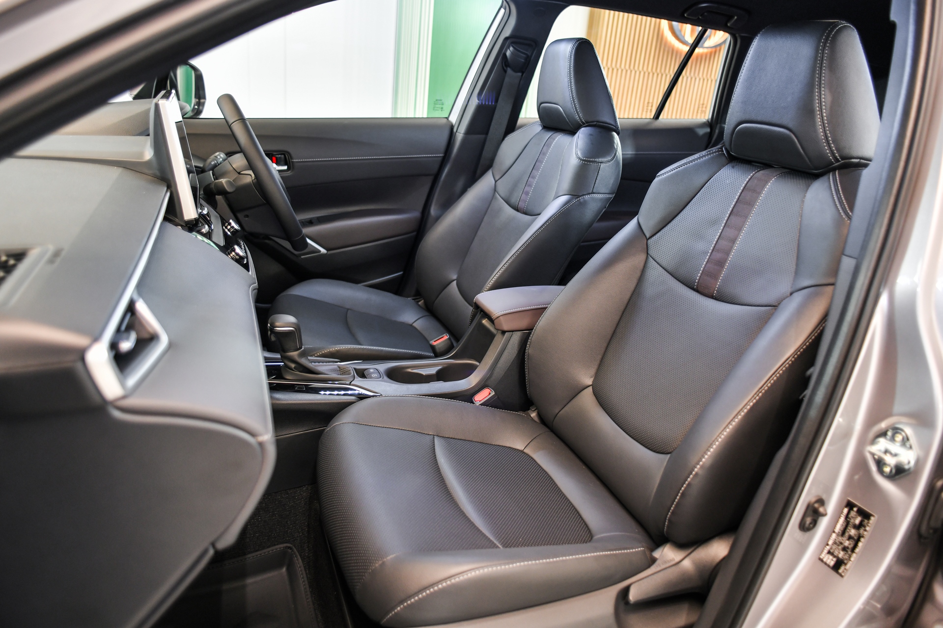 Toyota Corolla Cross HEV Smart โตโยต้า ปี 2026 : ภาพที่ 14