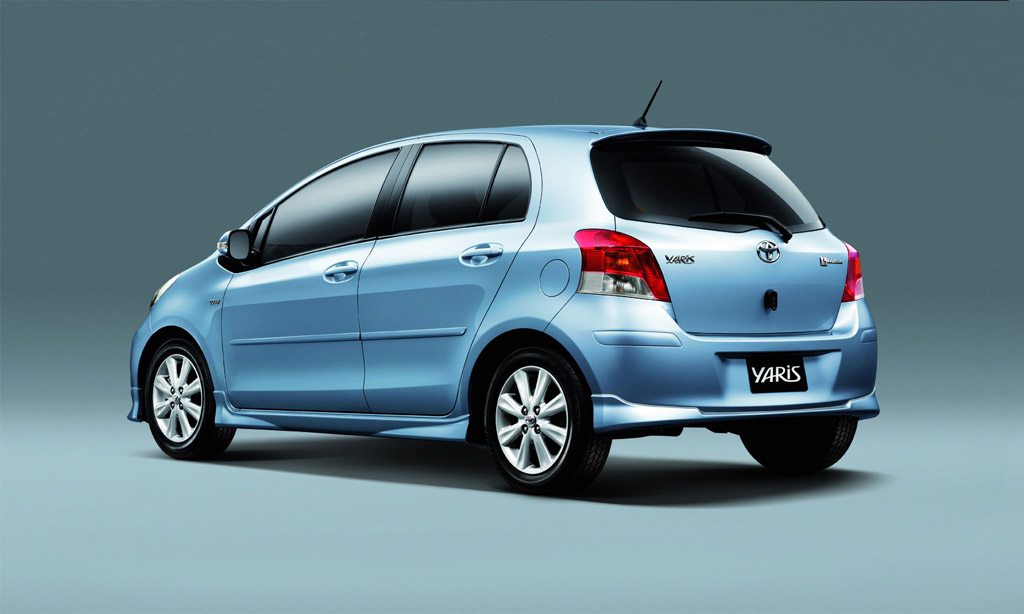 Toyota Yaris E M/T โตโยต้า ยาริส ปี 2012 : ภาพที่ 2