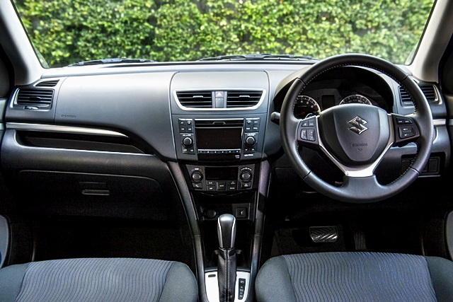 Suzuki Swift GLX RX-II CVT ซูซูกิ สวิฟท์ ปี 2017 : ภาพที่ 7