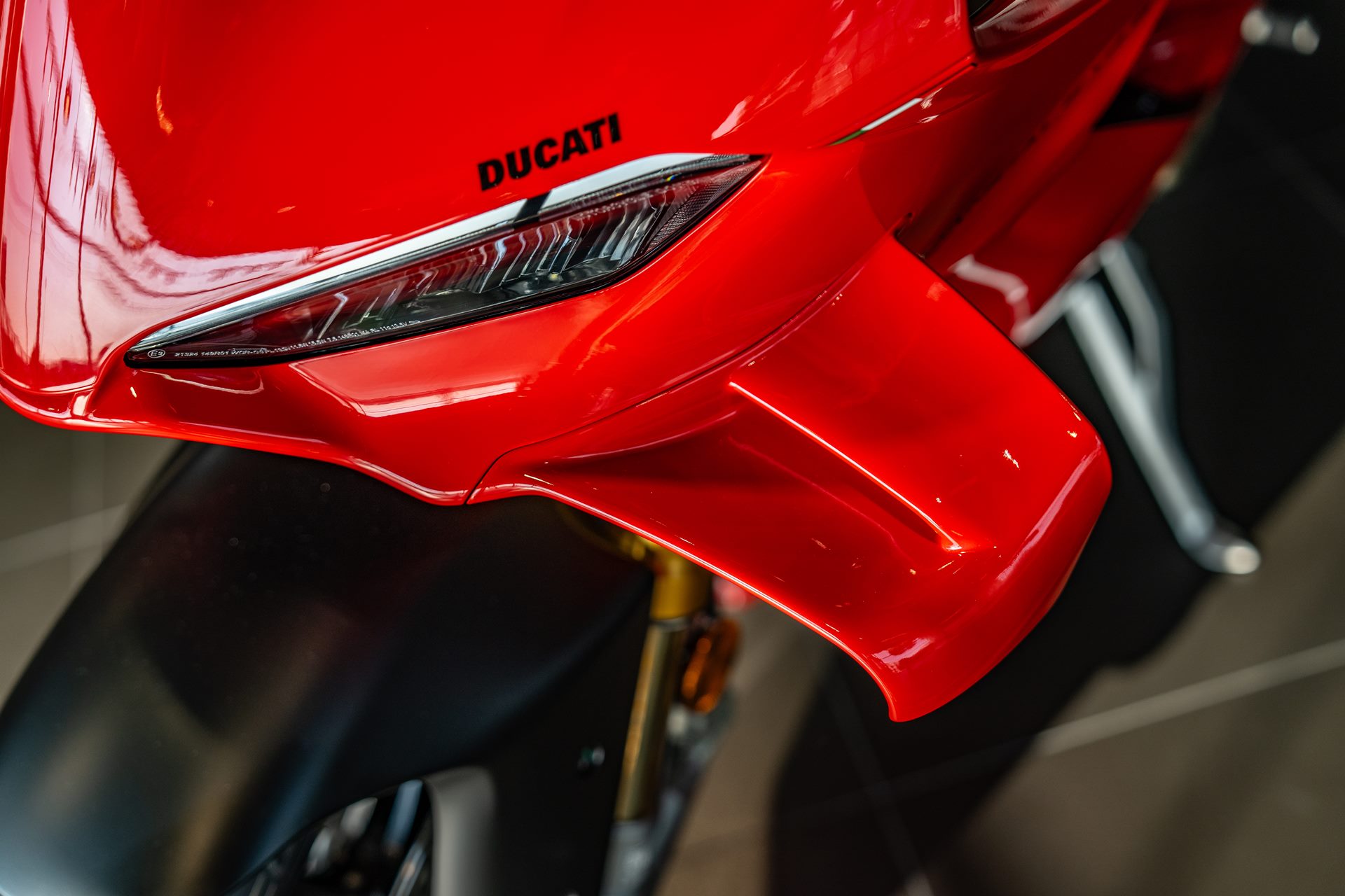 Ducati Panigale V4S ดูคาติ ปี 2025 : ภาพที่ 3