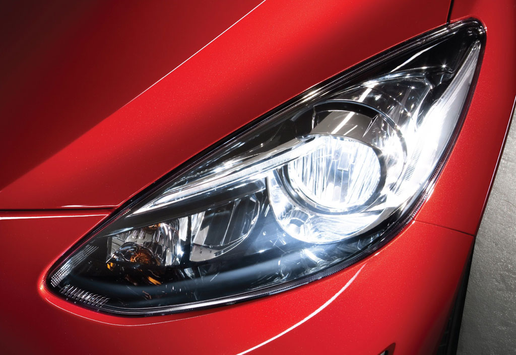 Mazda 2 Sports Limited Edition มาสด้า ปี 2013 : ภาพที่ 2