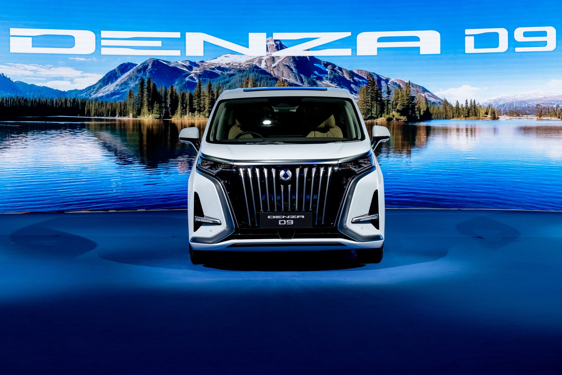 Denza D9 Performance AWD เดนซ่า ปี 2024 : ภาพที่ 1