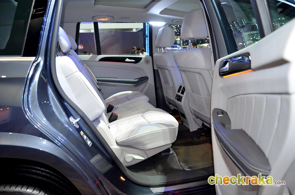 Mercedes-benz GL-Class GL350 BlueTEC AMG Premium เมอร์เซเดส-เบนซ์ ปี 2013 : ภาพที่ 14