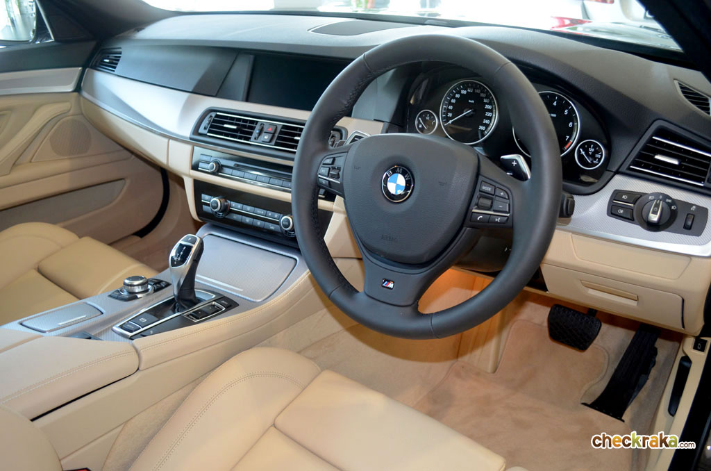 BMW Series 5 528i Sport บีเอ็มดับเบิลยู ซีรีส์5 ปี 2012 : ภาพที่ 3