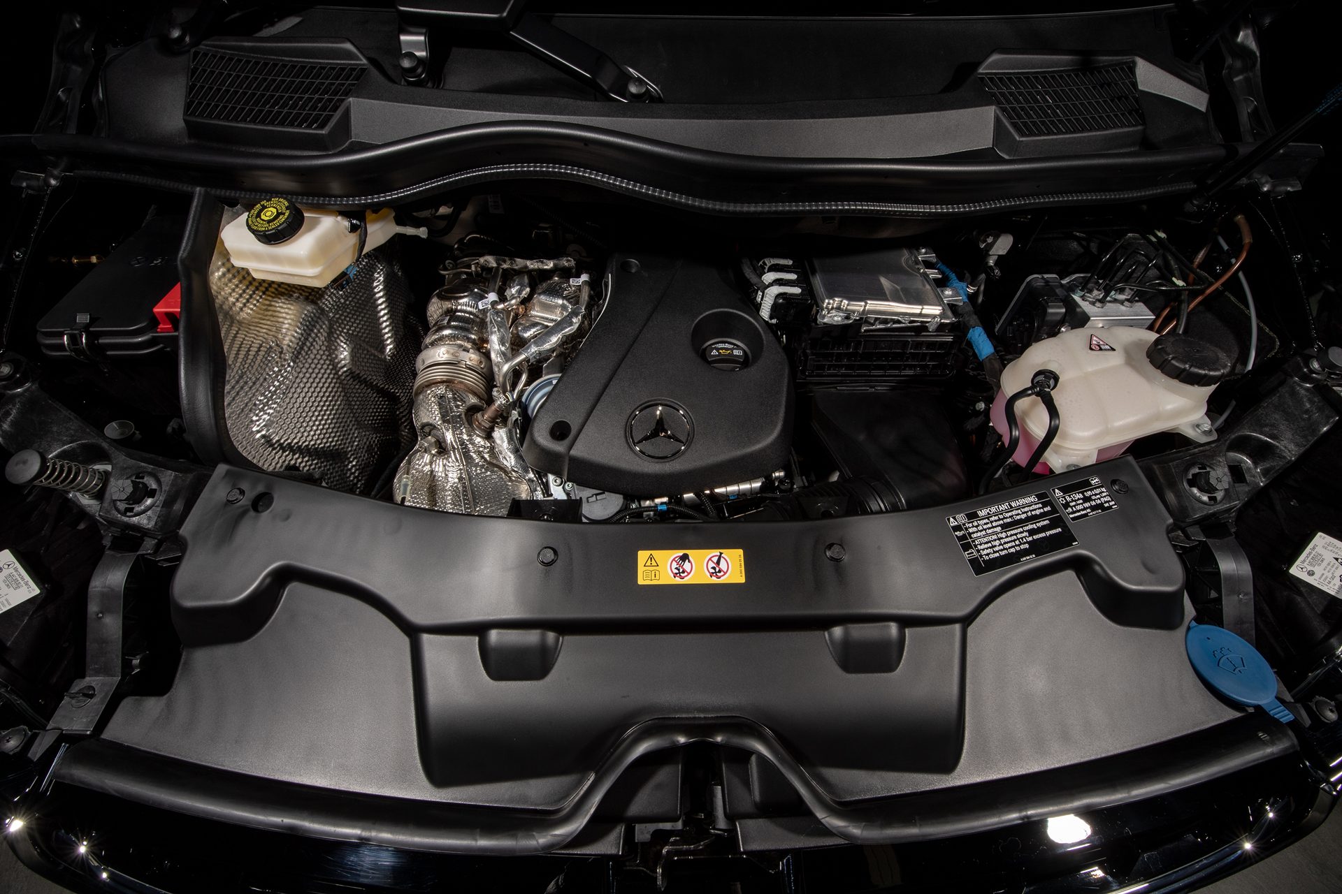 Mercedes-benz V-Class V 300 d Exclusive เมอร์เซเดส-เบนซ์ วี-คลาส ปี 2024 : ภาพที่ 8