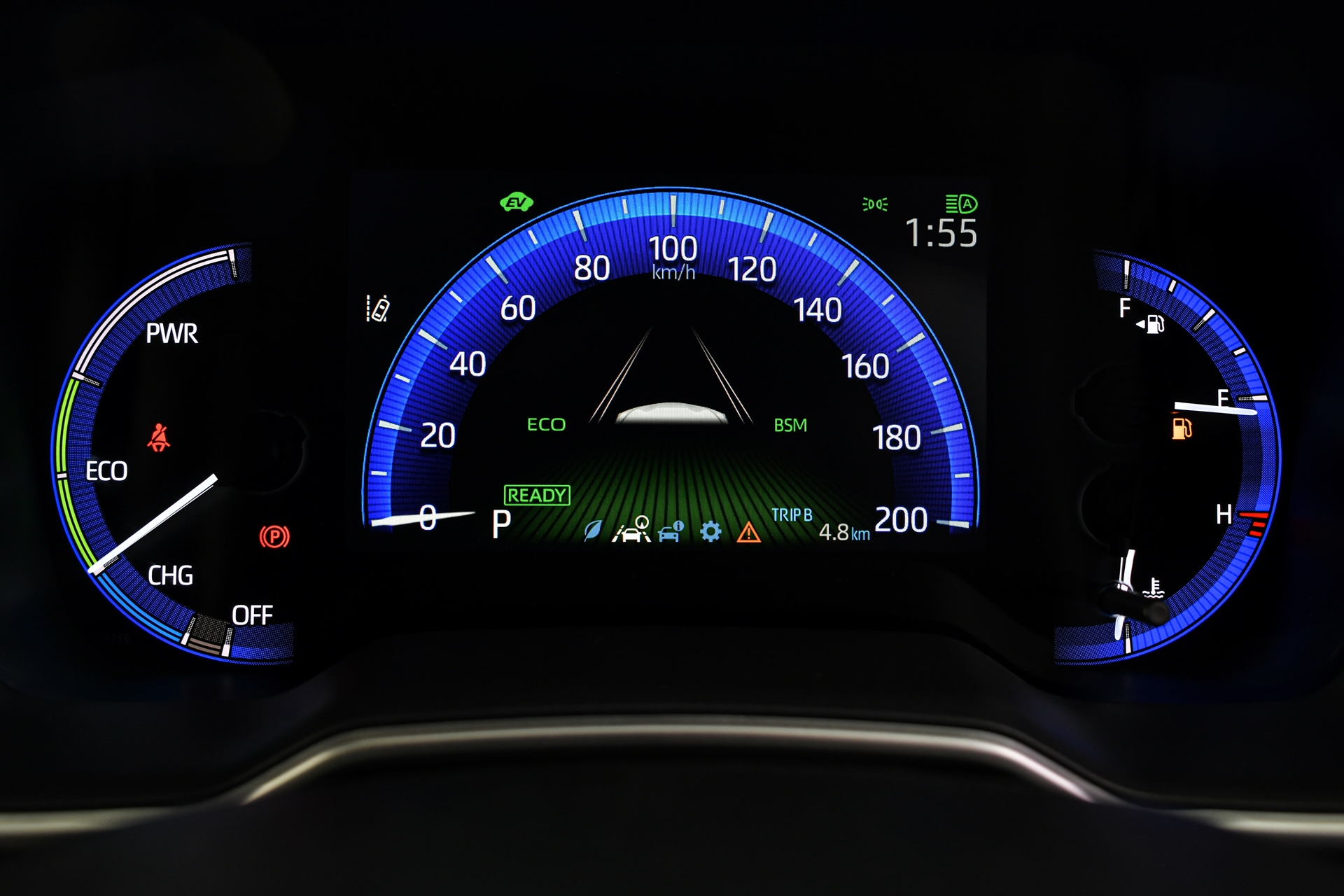 Toyota Corolla Cross HEV Premium โตโยต้า ปี 2024 : ภาพที่ 16