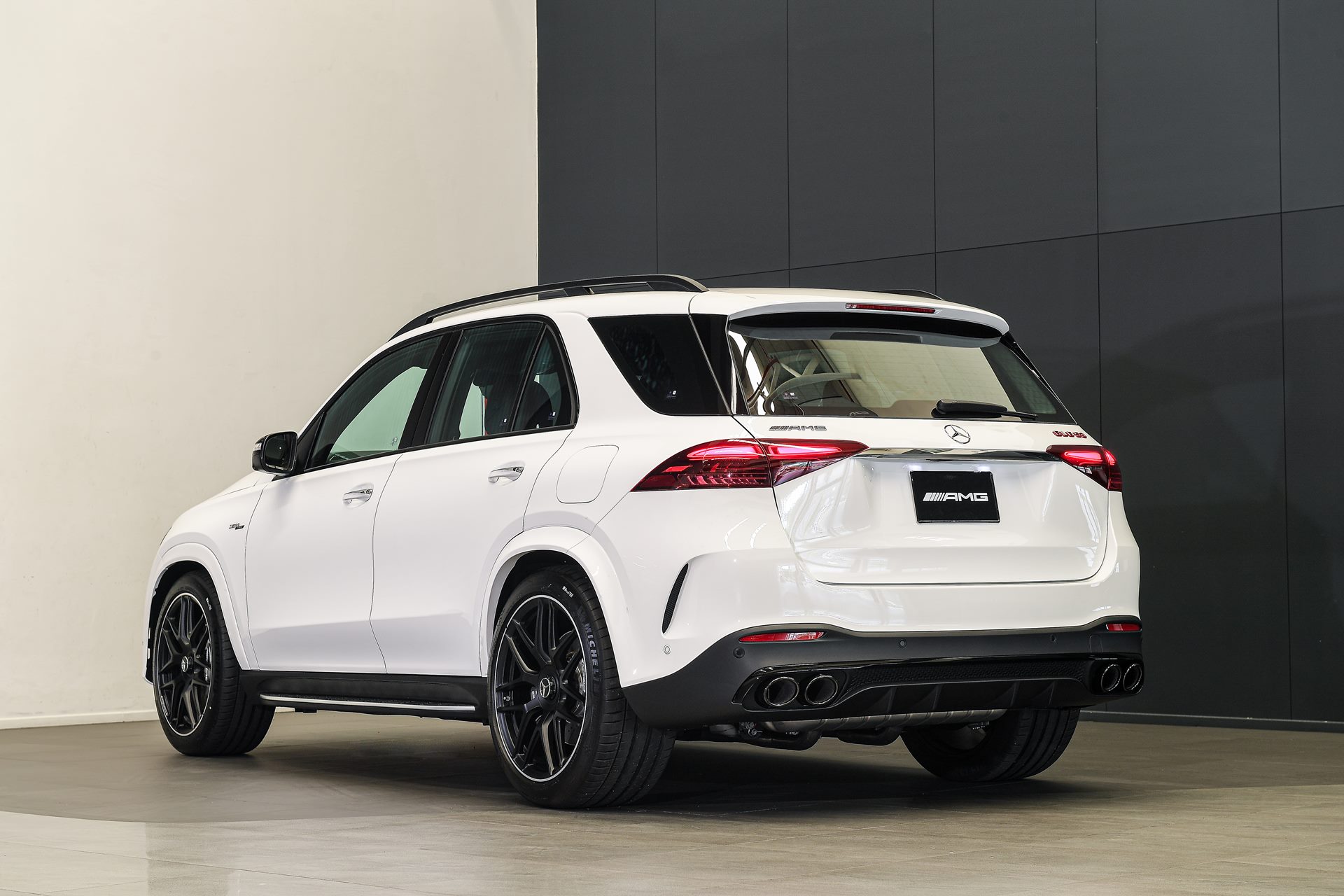 Mercedes-benz AMG GLE 53 HYBRID 4MATIC+ เมอร์เซเดส-เบนซ์ เอเอ็มจี ปี 2024 : ภาพที่ 2