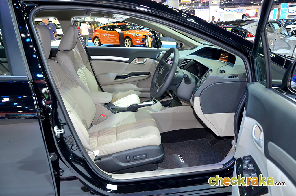 Honda Civic 1.8 E AT Navi ฮอนด้า ซีวิค ปี 2014 : ภาพที่ 10