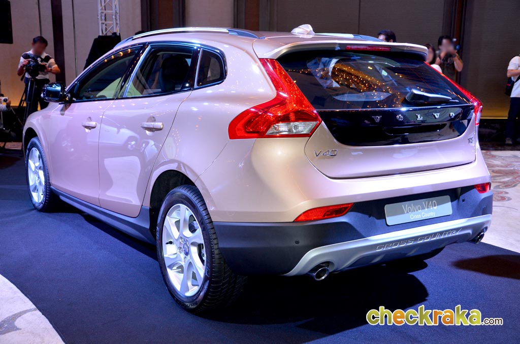 Volvo V40 T5 Cross Country วอลโว่ วี40 ปี 2013 : ภาพที่ 13