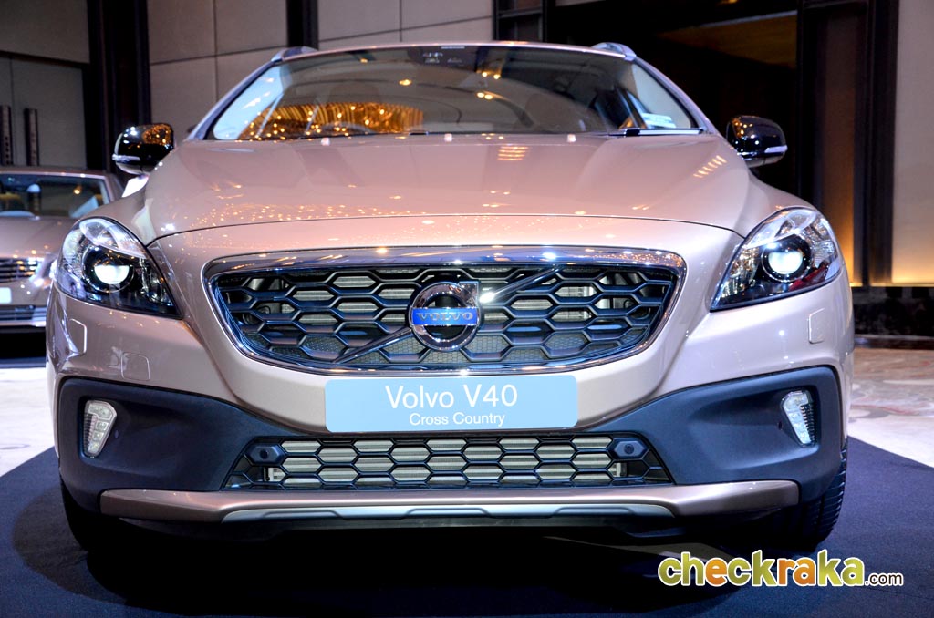 Volvo V40 T5 Cross Country วอลโว่ วี40 ปี 2013 : ภาพที่ 11