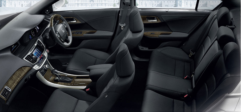 Honda Accord Hybrid 2.0 ฮอนด้า แอคคอร์ด ไฮบริด ปี 2014 : ภาพที่ 4